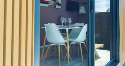 La tiny T Loches, close to Beauval Zoo and the Châteaux.