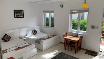 Free minibar items, desk, soundproofing, free WiFi