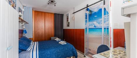 1 Schlafzimmer, BĂŒgeleisen/BĂŒgelbrett, kostenloses WLAN, BettwĂ€sche