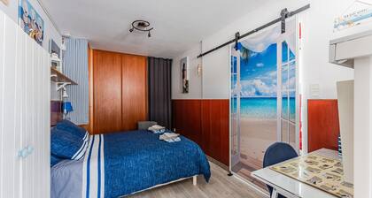 Chez Brigitte – Charming Studio in Audenge with Terrace, Bikes, and Close to Bassin d'Arcachon