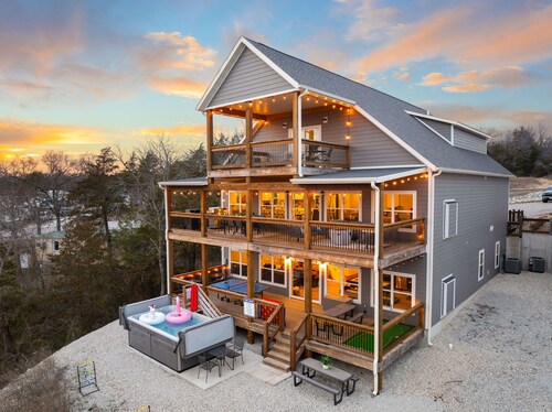 Branson Cove 10BR | Swim Spa + Game Room