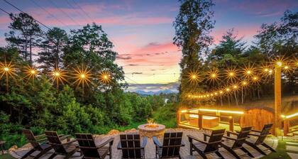 Starlit Lux Retreat AVL by 5 Seasons Homestays