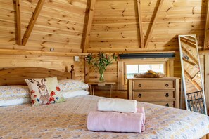 1 habitación y ropa de cama 
