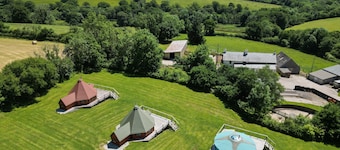 Dartmoor Eco-Pod (Oak Tree Lane) Gorgeous rustic charm