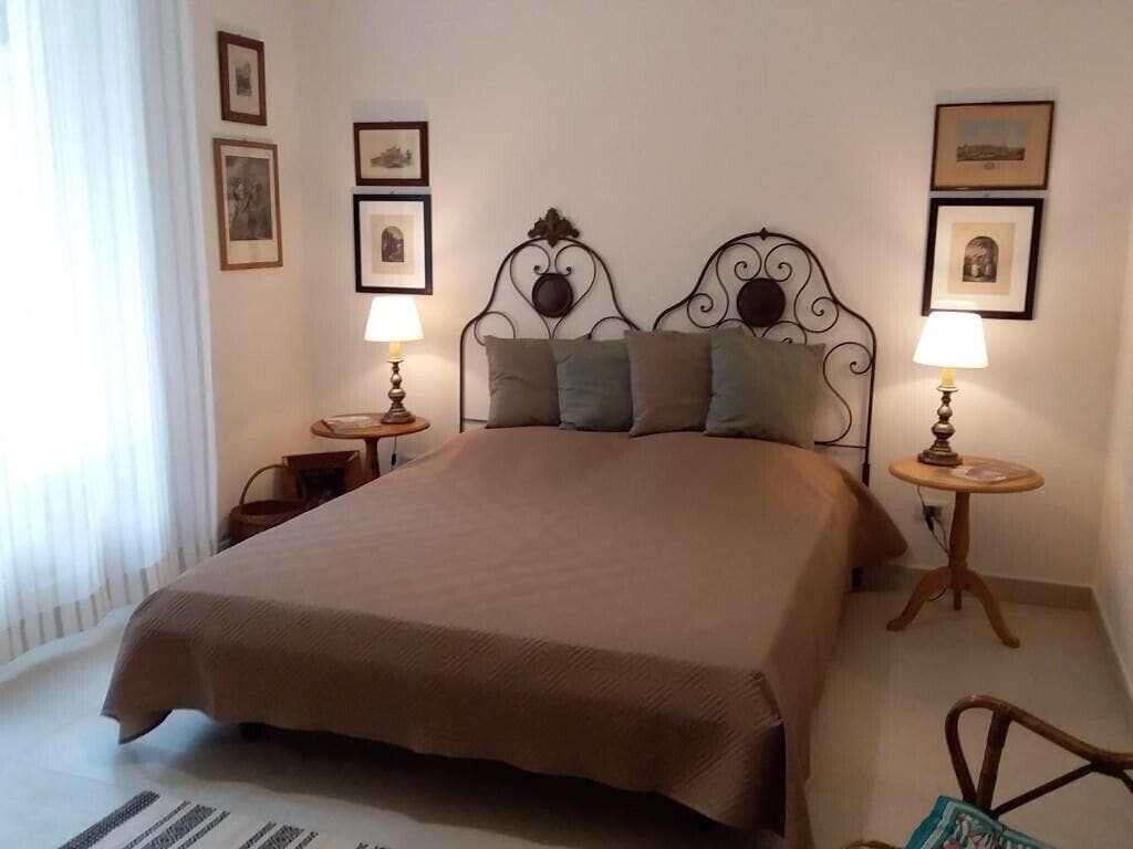 4 Schlafzimmer, Bügeleisen/Bügelbrett, WLAN, Bettwäsche