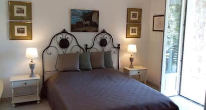 ApartmentsGarda - Cottage Capre