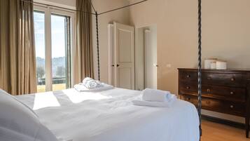 3 camere, ferro/asse da stiro, Wi-Fi gratuito, lenzuola