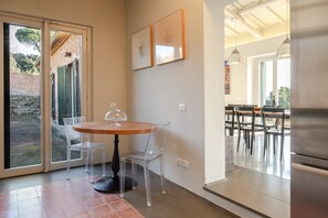 Dining - Villa 'Loft' with Shared Pool, Wi-Fi and Air Conditioning (Cortona)