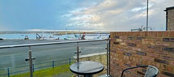 Estuary Point - relax from first floor balcony