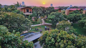 Pemandangan darat dari hartanah