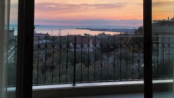 Panoramic Suite, Kitchen, Sea View