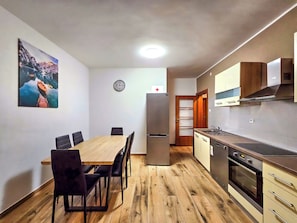 Fridge, microwave, dishwasher, coffee/tea maker - Modern apartment with 2 bedrooms, pool, sauna, and a jacuzzi for perfect getaway (Bibinje)