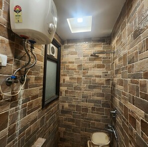 华丽双人房, 城市景观 | 浴室 | 淋浴设施、毛巾、肥皂、卫生纸