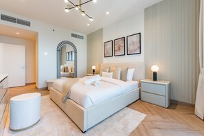 1 bedroom, in-room safe, iron/ironing board, free WiFi