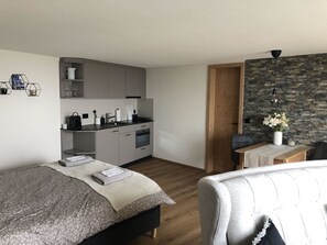 1 bedroom
