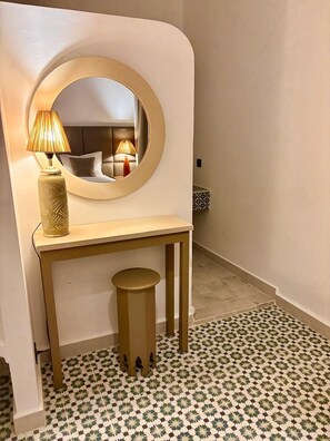 Interior - Magnificent Riad Kechmya 5 suites bassin Rooftop Proche Jemaa El Fna Majorelle  (Marrakesh)