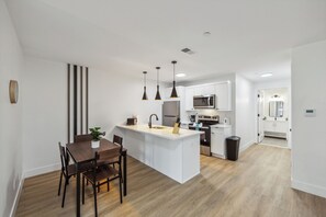 Dining - Beautiful New Apartment I 1 Bedroom 1 Bathroom (Wilmington)