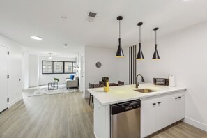 Interior - Beautiful New Apartment I 1 Bedroom 1 Bathroom (Wilmington)