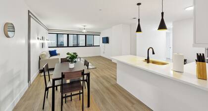 Market view Residence 504 I 2 Bedroom 2 Bathroom