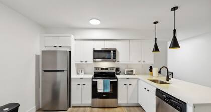 Market view Residence 504 I 2 Bedroom 2 Bathroom