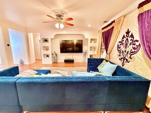 TV connectée, cheminée