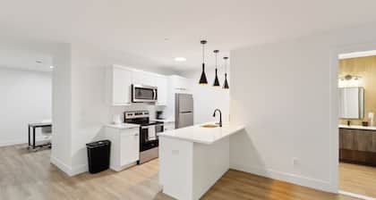 Market view Residence 603 I 1 Bedroom 1.5 Bathroom