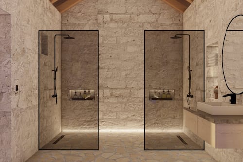 Villa (Five Bedroom Villa With Pool) | Salle de bain | Douche, serviettes fournies