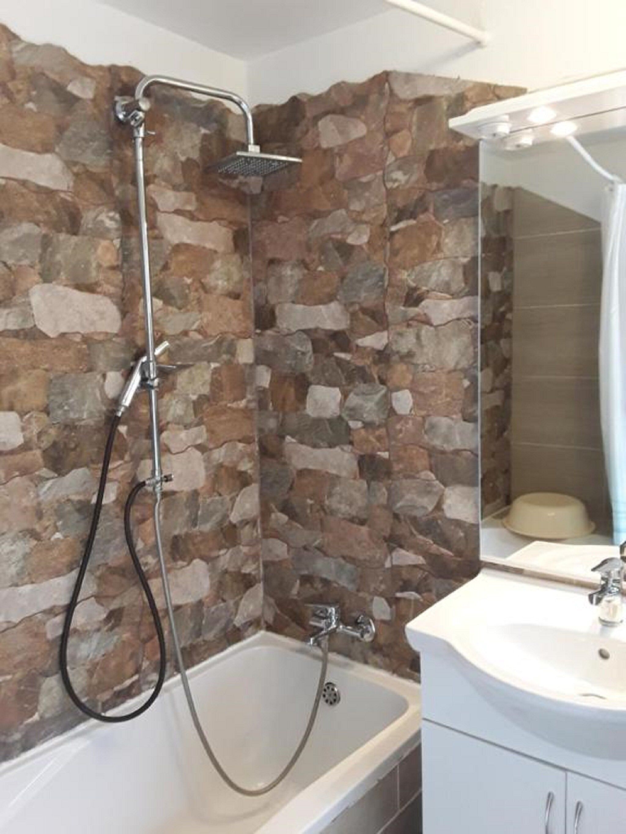 Appartement (Two Bedroom Apartment) | Salle de bain