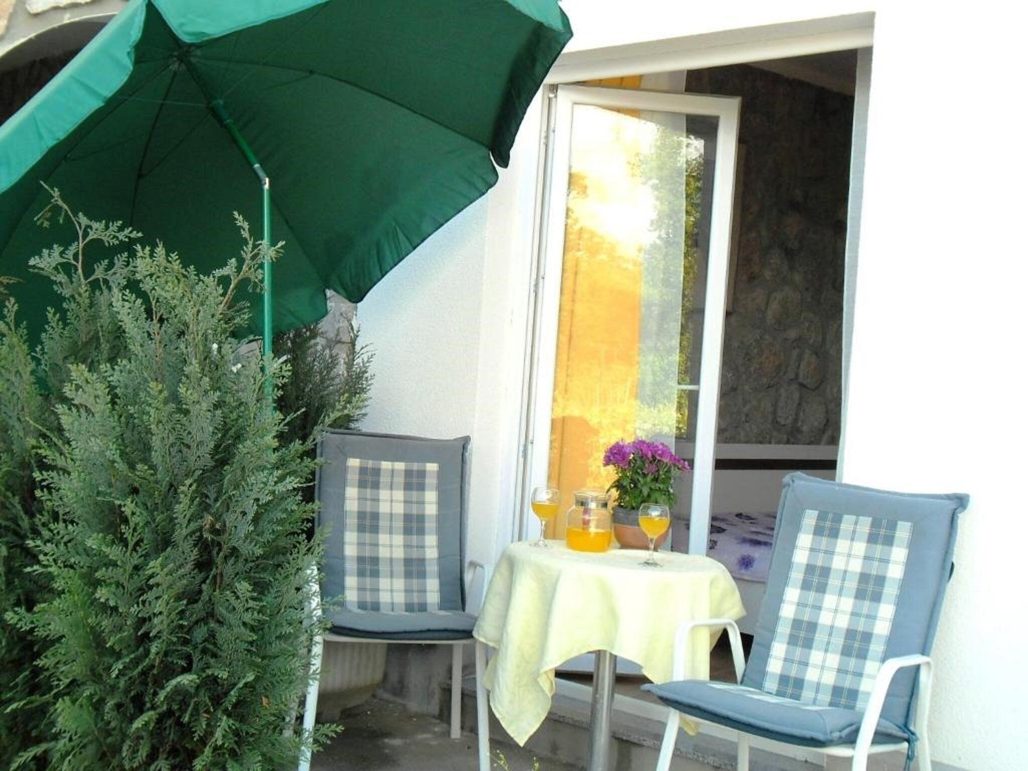 アパートメント (Studio Apartment) | 外観