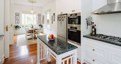 Luxury Retreat: Pool, Fireplace & Parking