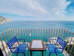 Camera Classic con letto matrimoniale king o 2 letti singoli, vista mare, balcone | Ausblick vom Zimmer