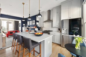 Interior - Royal Hedge by Minty Living (Atlanta)