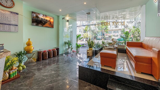 Lobby sitting area -  Cozrum - Love Hotel Trần Thị Nghỉ (Ho Chi Minh City)