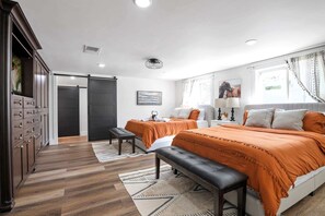 4 habitaciones, tabla de planchar con plancha, wifi y ropa de cama