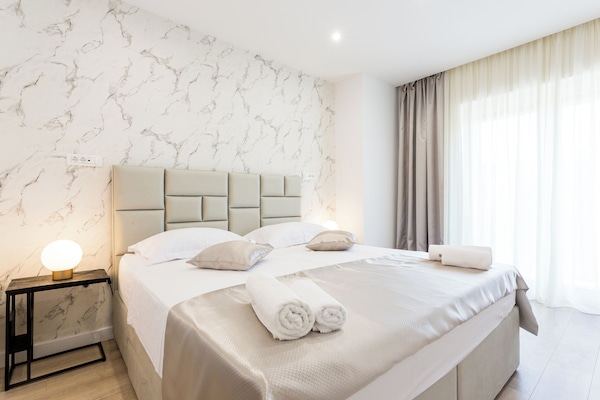 Habitación Deluxe doble | Caja fuerte, cortinas opacas, sistema de insonorización