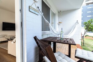 Outdoor dining - Coastal Escape Salty Breeze w Pool & Slide! (Scarborough)