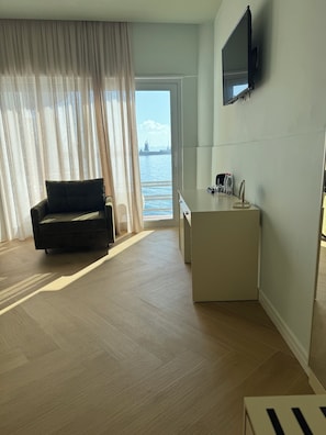 Standard Double Room, Balcony, Sea View | Free WiFi - Ventus Harbor Hotel (Durrës)