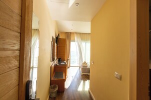 Standard Double Room, Balcony, Sea View | Free WiFi