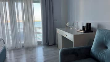 Chambre Standard Double ou avec lits jumeaux, balcon, vue mer