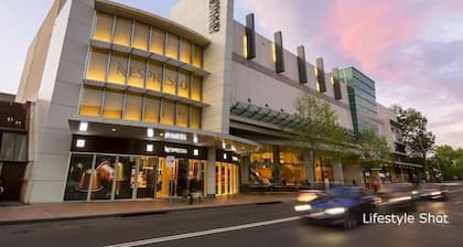 free parking lovely 2 bds in heart of chatswood