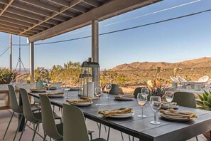 Outdoor dining - Sunstone • Retreat with Pool, Spa, Endless Views (Yucca Valley)