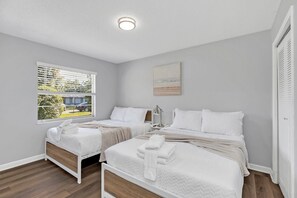 2 slaapkamers, een strijkplank/strijkijzer, wifi, beddengoed