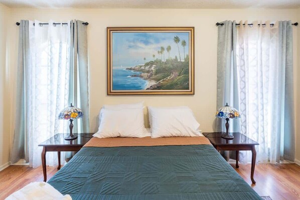 4 bedrooms, iron/ironing board, free WiFi, bed sheets