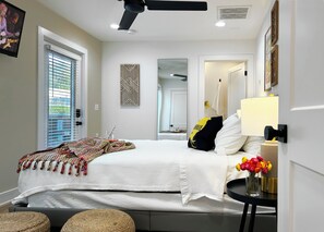 4 soverom, skrivebord, strykejern/-brett og wi-fi (inkludert)