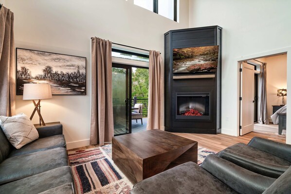 TV, fireplace, offices