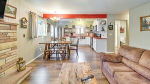 Interior - Secluded Cabin w/ Furnished Deck in Scenic Pinetop (Pinetop)