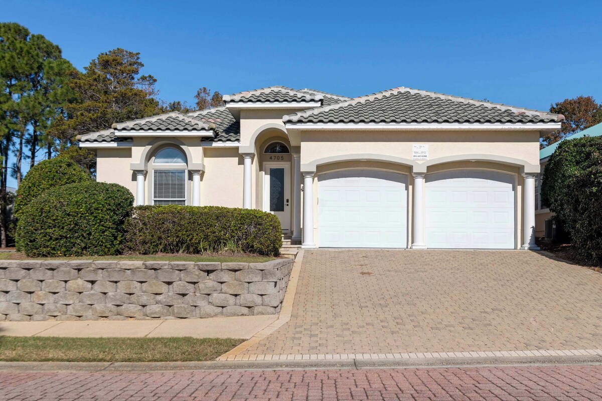 Photo 34 of Gorgeous home with pool and golf cart included! Pet friendly!