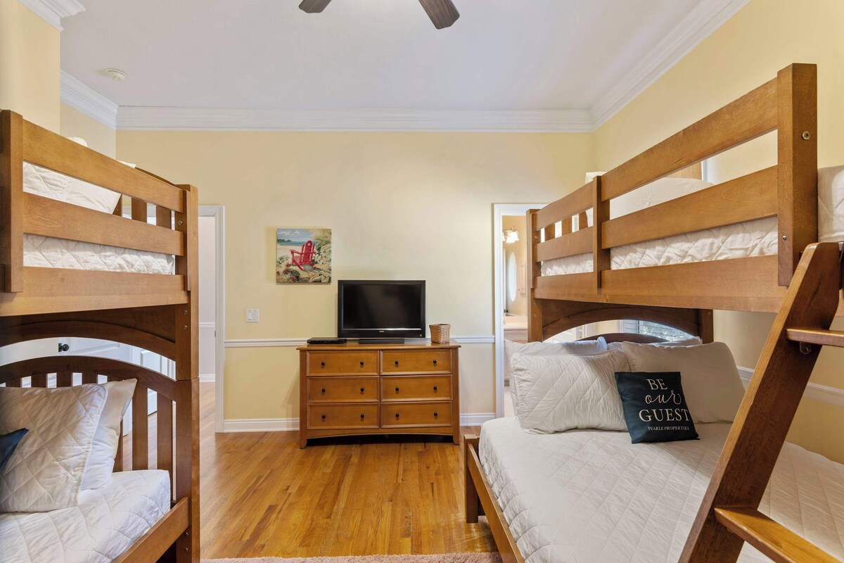 Photo 30 of Gorgeous home with pool and golf cart included! Pet friendly!