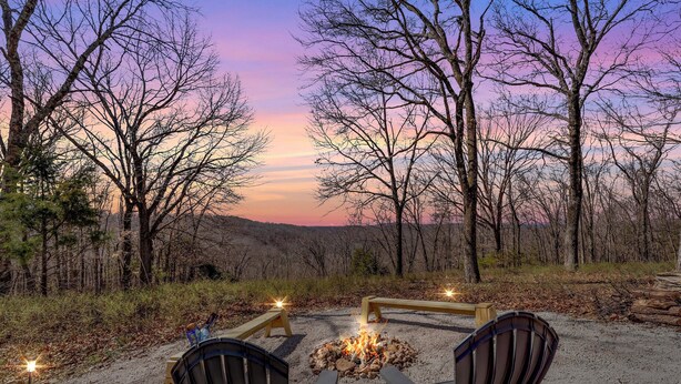 House (3 Bedrooms) | Interior - 5 Mi to Beaver Lake: Family Cabin w/ Game Room (Eureka Springs)