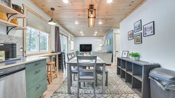 Cottage (4 Bedrooms) | Interior